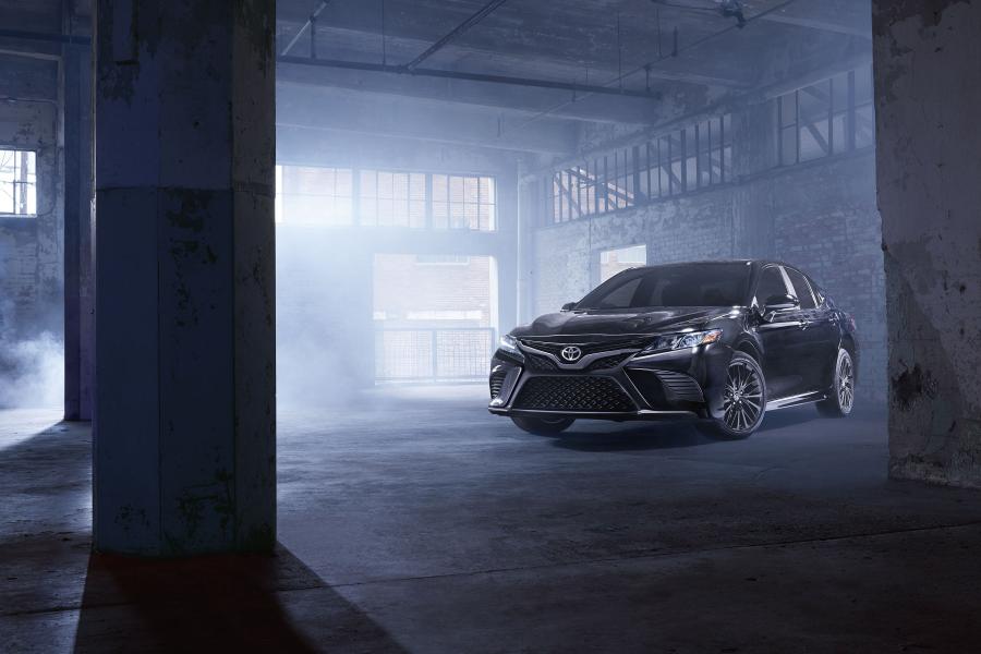  Toyota Camry Nightshade 2018 года  (фото 1 из 1)